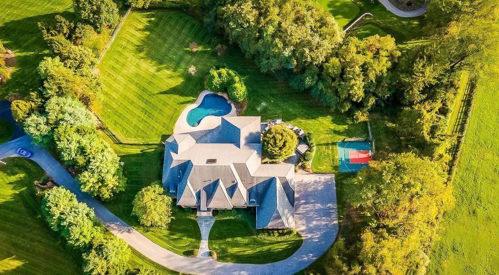 French Country Home Overlooking Hayfields Championship Golf Course in Maryland Listed at 4.2 Million 5