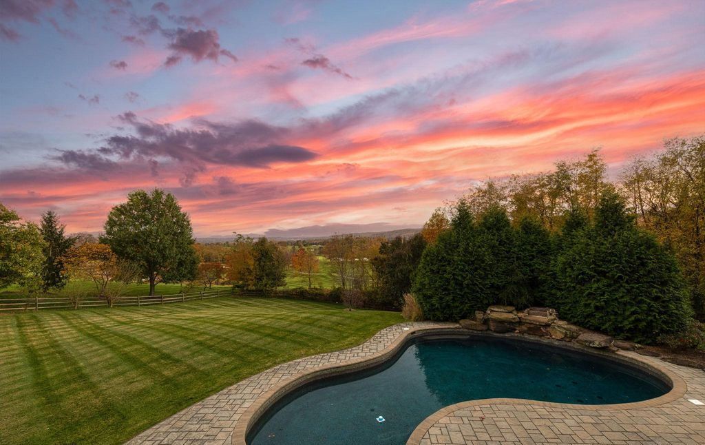 French Country Home Overlooking Hayfields Championship Golf Course in Maryland Listed at 4.2 Million 8