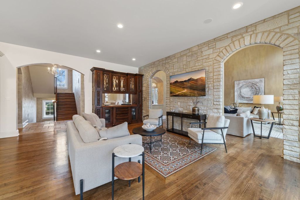 French Provincial Masterpiece A Haven of Quality and Elegance in Illinois Offered at 3595000 23