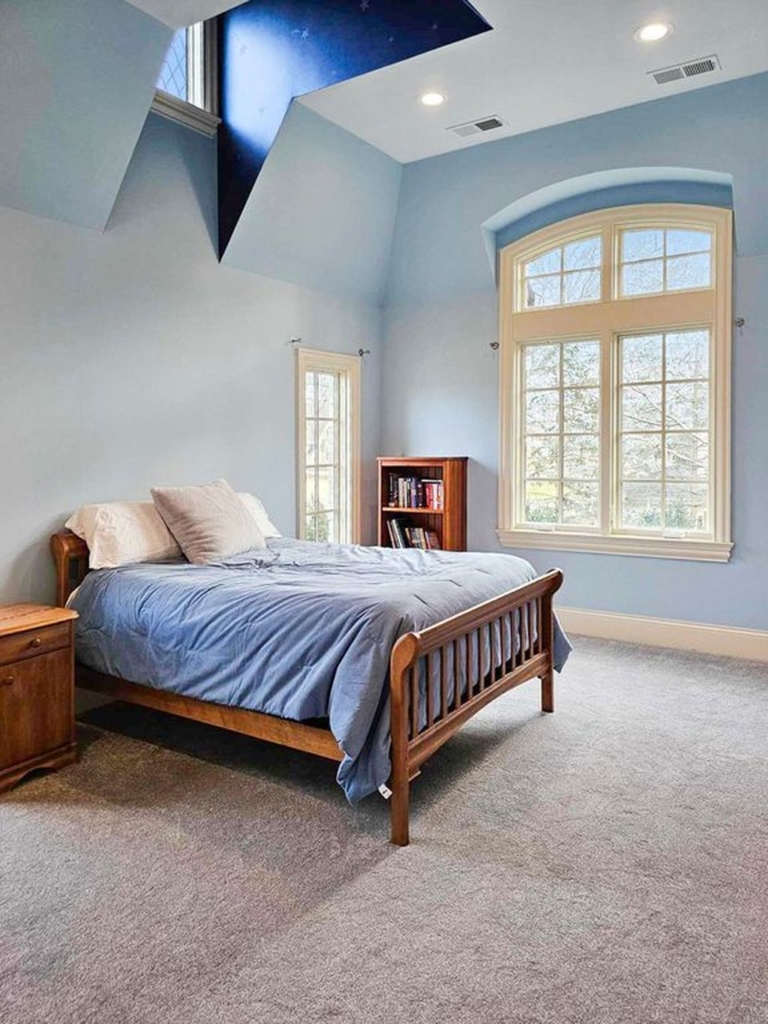 French Provincial Masterpiece A Haven of Quality and Elegance in Illinois Offered at 3595000 47