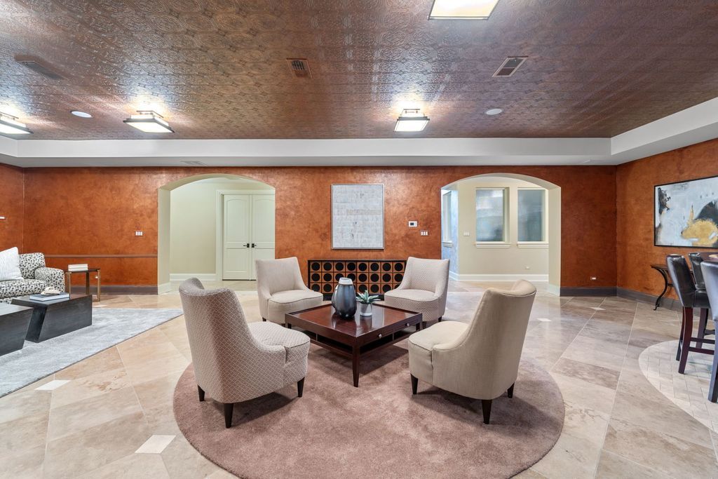 French Provincial Masterpiece A Haven of Quality and Elegance in Illinois Offered at 3595000 51