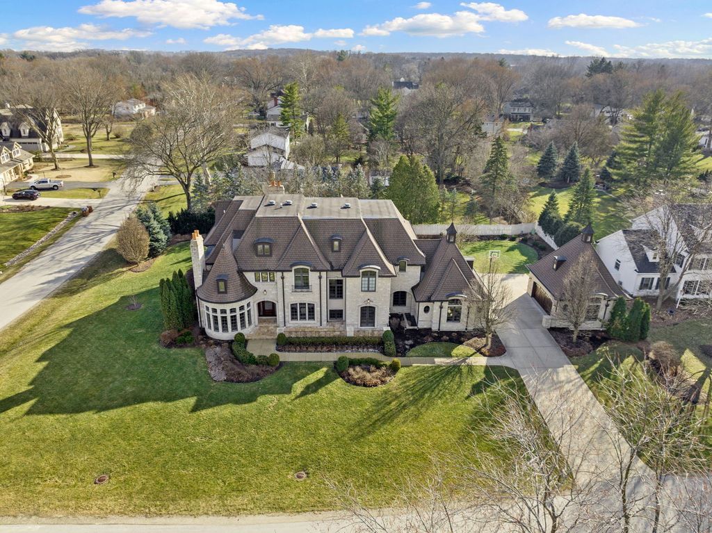 French Provincial Masterpiece A Haven of Quality and Elegance in Illinois Offered at 3595000 6