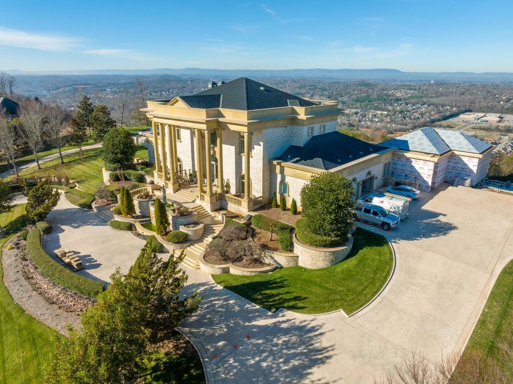 Heavenly Views The Windy Hill Estate A Tennessee Treasure Offered at 12 Million 1
