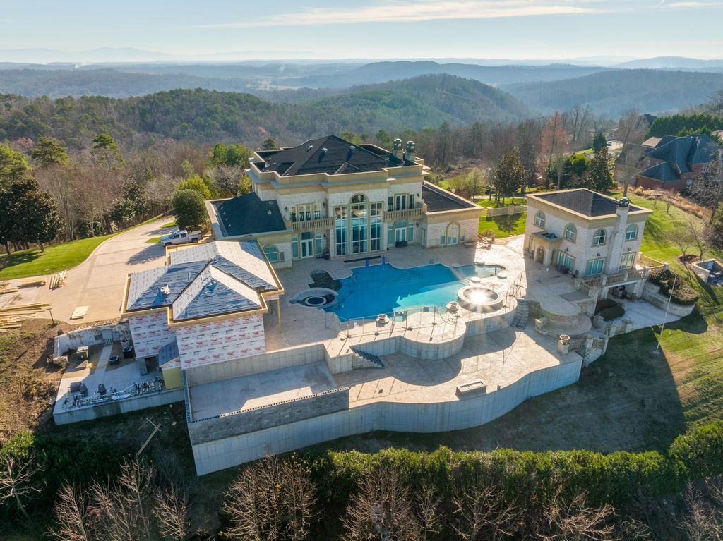 Heavenly Views The Windy Hill Estate A Tennessee Treasure Offered at 12 Million 8