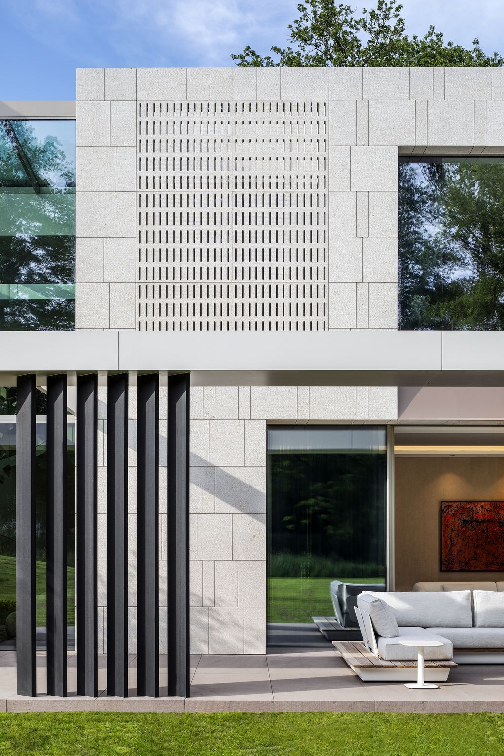 House Flanders, Modern house in wooded landscape by SAOTA