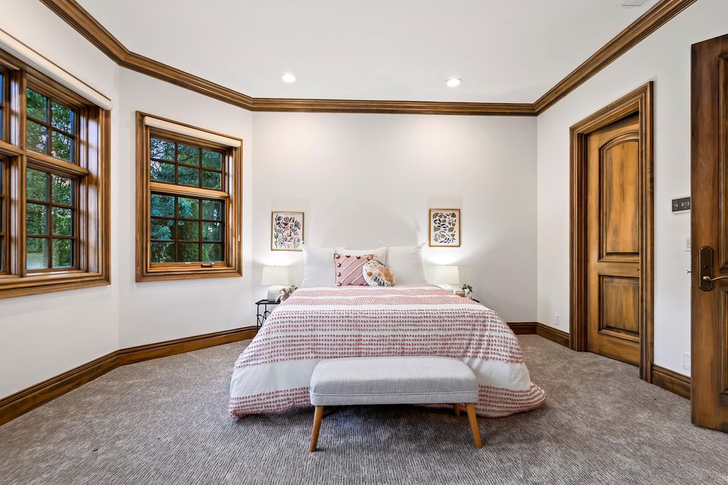 Idyllic Waterfront Retreat Stunning Views of Lake and Mountains in Idaho Offered at 4.125 Million 30