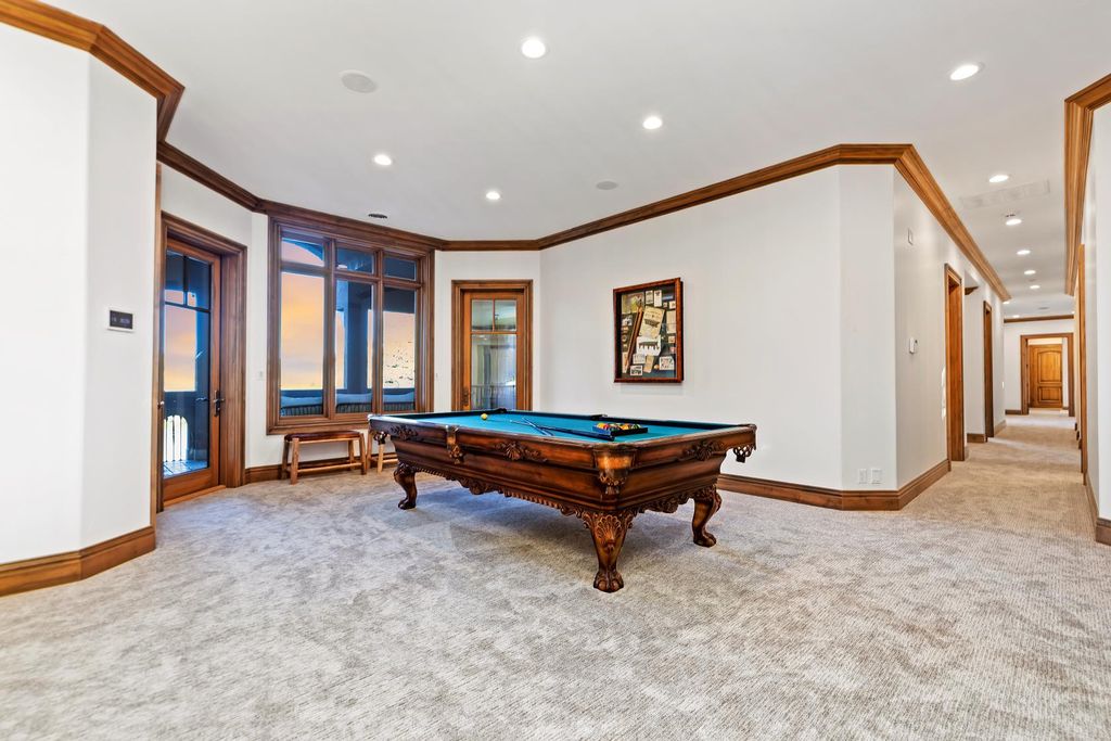 Idyllic Waterfront Retreat Stunning Views of Lake and Mountains in Idaho Offered at 4.125 Million 42
