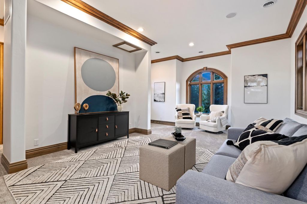 Idyllic Waterfront Retreat Stunning Views of Lake and Mountains in Idaho Offered at 4.125 Million 49