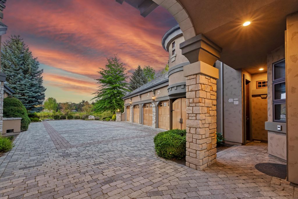 Idyllic Waterfront Retreat Stunning Views of Lake and Mountains in Idaho Offered at 4.125 Million 64