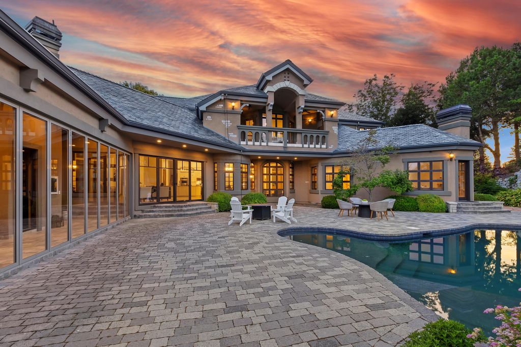 Idyllic Waterfront Retreat Stunning Views of Lake and Mountains in Idaho Offered at 4.125 Million 68