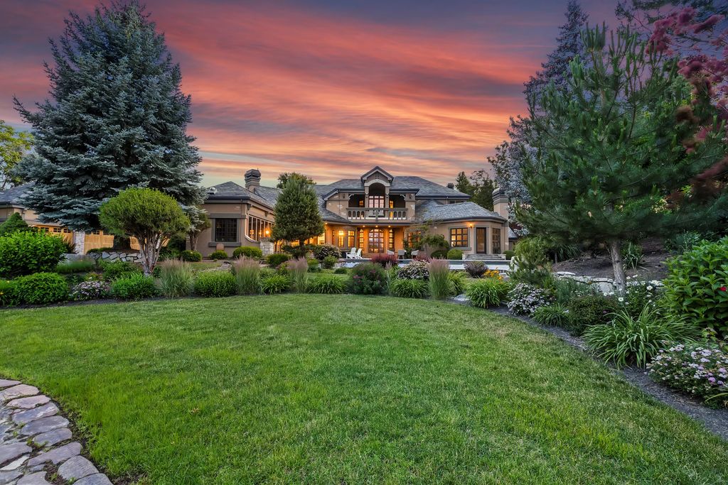 Idyllic Waterfront Retreat Stunning Views of Lake and Mountains in Idaho Offered at 4.125 Million 72
