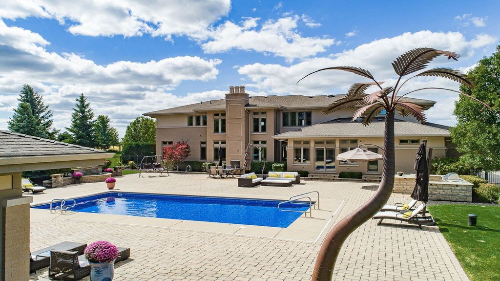 Illinois Haven Luxurious Private Estate with Transitional and Modern Flair Offered at 2.5 Million 17