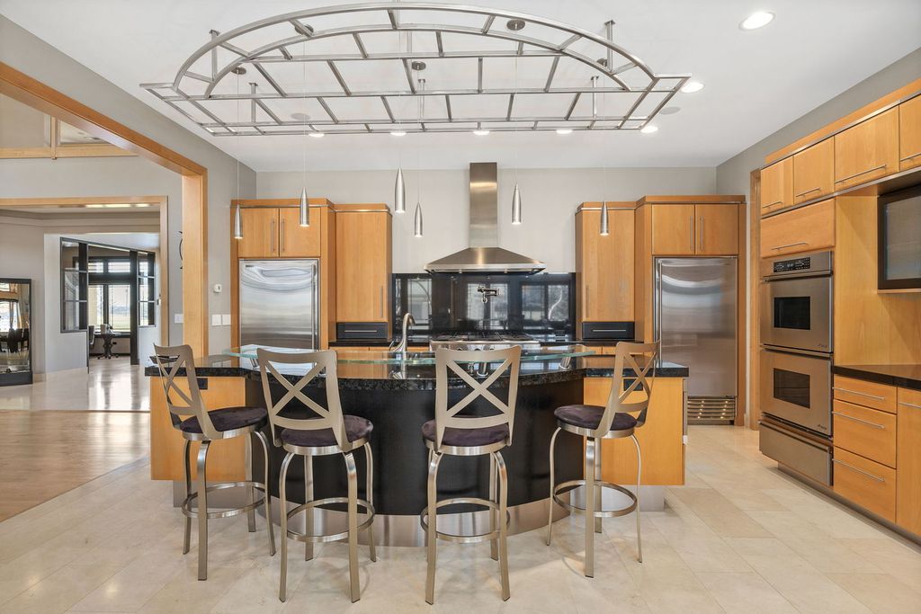 Illinois Haven Luxurious Private Estate with Transitional and Modern Flair Offered at 2.5 Million 39