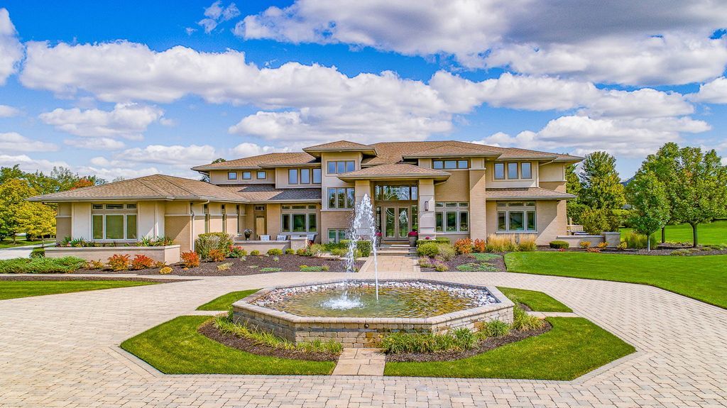 Illinois Haven Luxurious Private Estate with Transitional and Modern Flair Offered at 2.5 Million 6