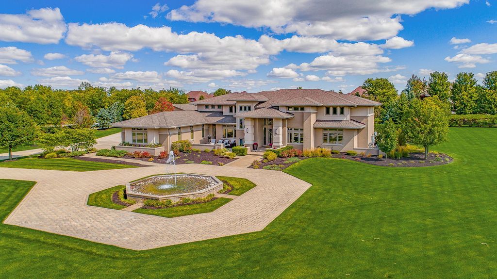 Illinois Haven Luxurious Private Estate with Transitional and Modern Flair Offered at 2.5 Million 7