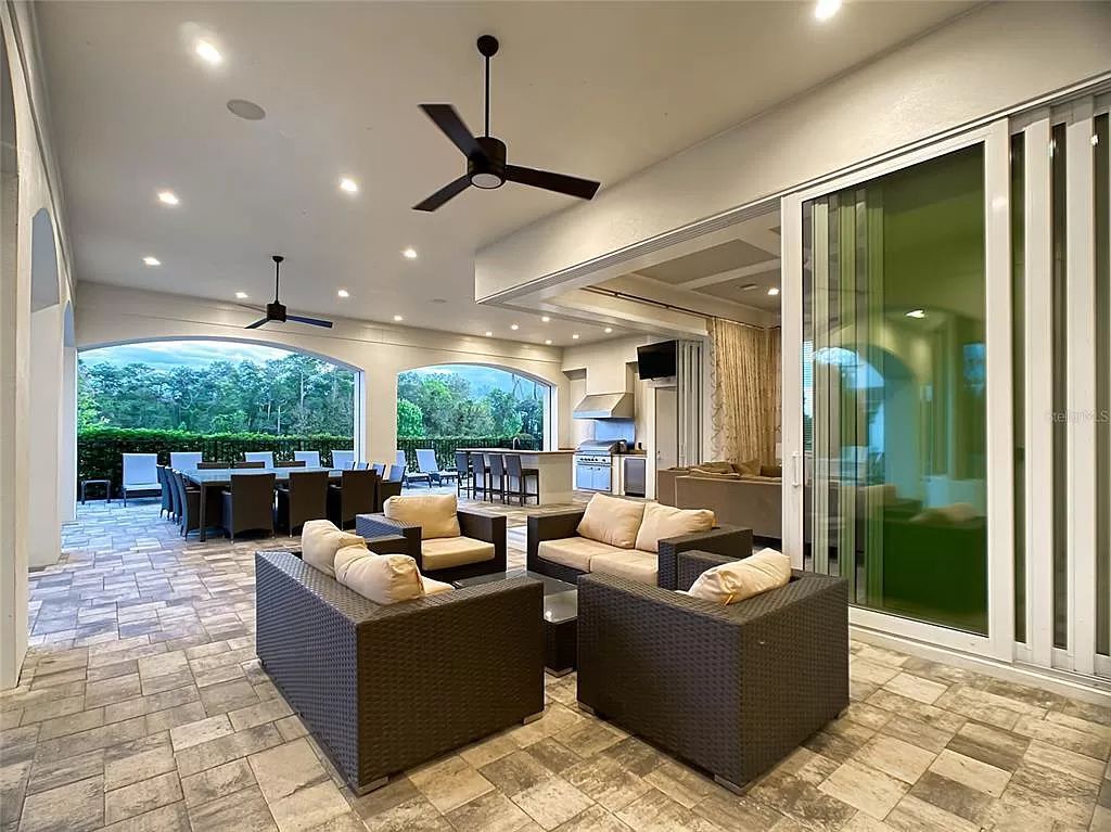 Welcome to Kempa Park, a luxurious 12-bedroom, 16-bathroom vacation retreat situated on the 6th hole of the Jack Nicklaus-designed golf course at Reunion Resort and Club.