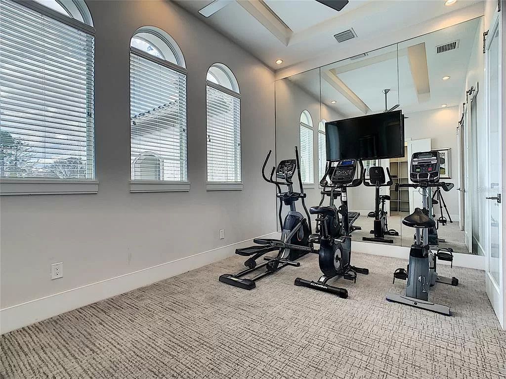 Welcome to Kempa Park, a luxurious 12-bedroom, 16-bathroom vacation retreat situated on the 6th hole of the Jack Nicklaus-designed golf course at Reunion Resort and Club.