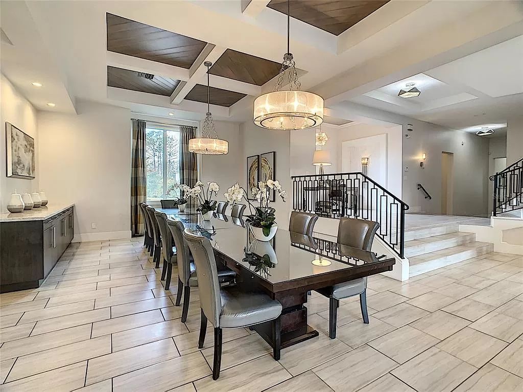 Welcome to Kempa Park, a luxurious 12-bedroom, 16-bathroom vacation retreat situated on the 6th hole of the Jack Nicklaus-designed golf course at Reunion Resort and Club.