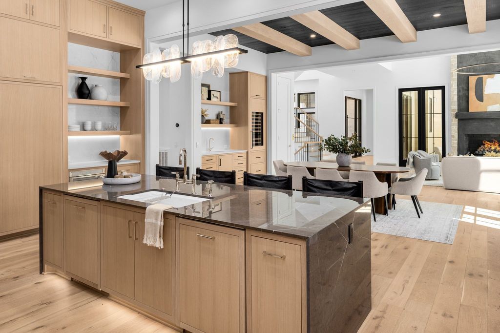 Luxurious Masterpiece Custom Home by Landon Development in Tennessee Offered at 9995000 13