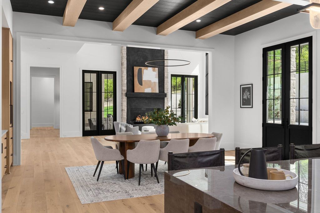 Luxurious Masterpiece Custom Home by Landon Development in Tennessee Offered at 9995000 15
