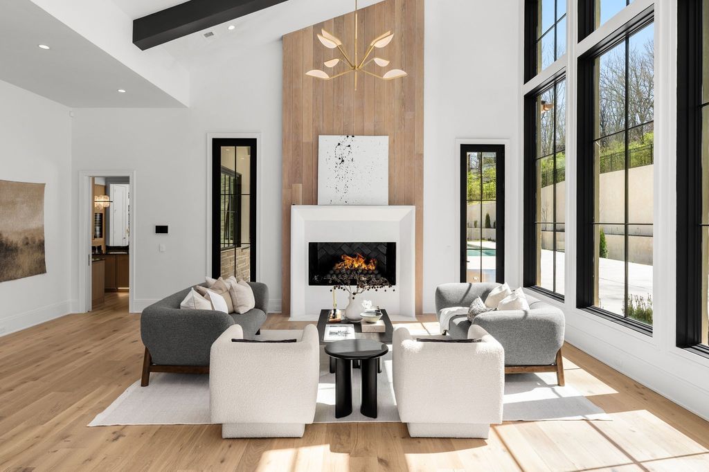 Luxurious Masterpiece Custom Home by Landon Development in Tennessee Offered at 9995000 16