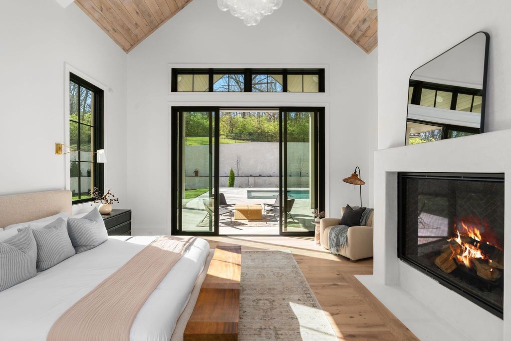 Luxurious Masterpiece Custom Home by Landon Development in Tennessee Offered at 9995000 24