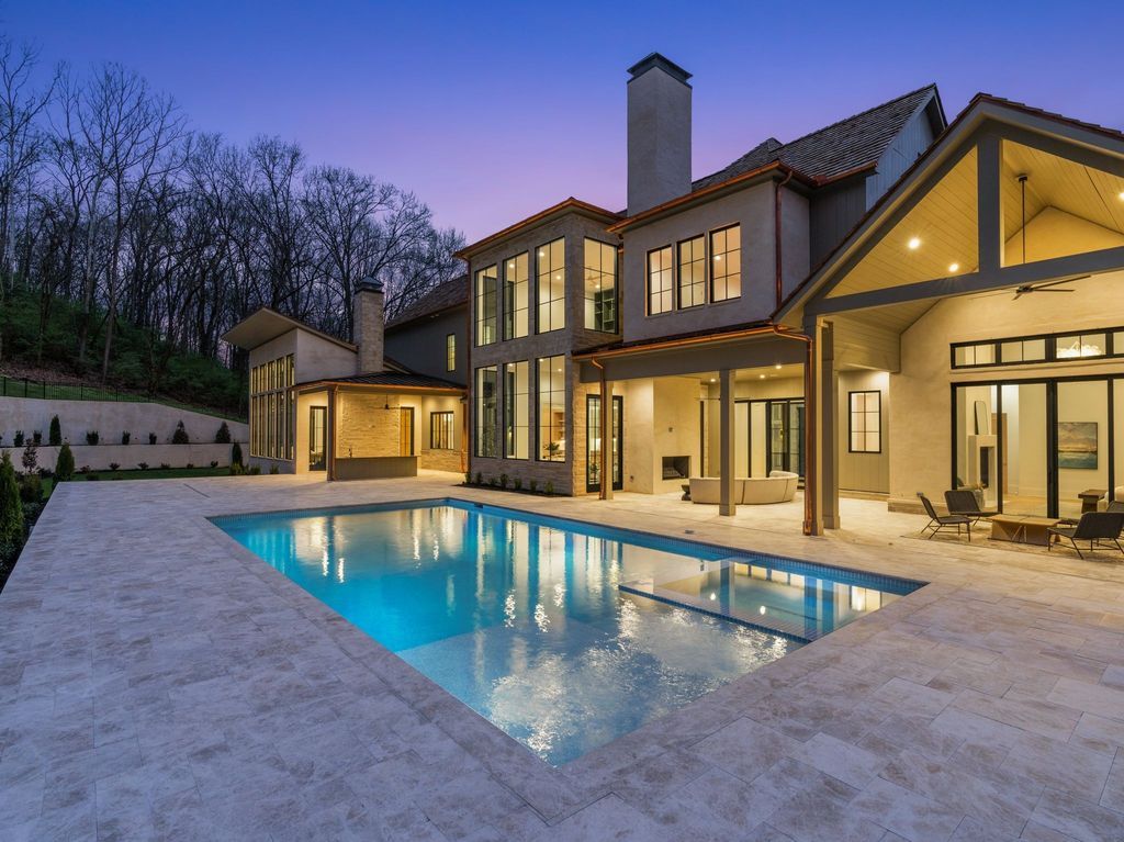 Luxurious Masterpiece Custom Home by Landon Development in Tennessee Offered at 9995000 54