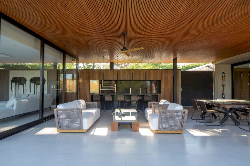 MS House with Meticulous Architectural Design by Sommet