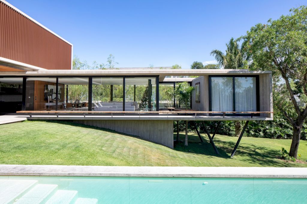 MS House with Meticulous Architectural Design by Sommet