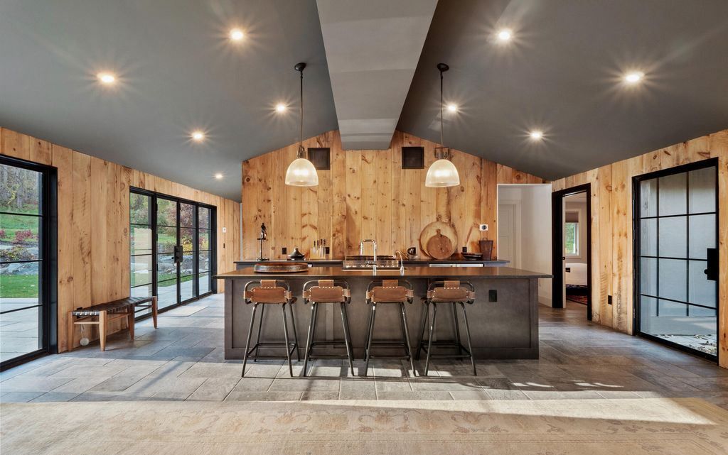 Massachusetts Single Level Retreat Seamlessly Integrates Modern and Rustic Charm Asking 4999888 19