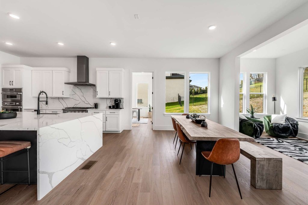 Modern Style Home for Sale in Lookaway Farms Tennessee Priced at 2.6 Million 8