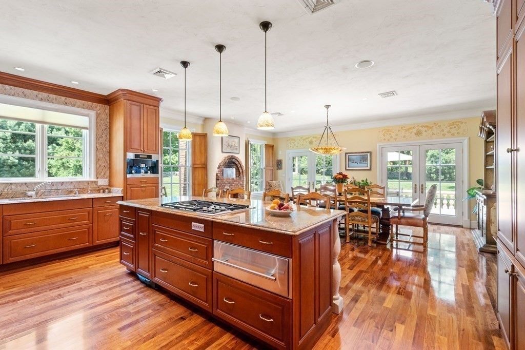 Roman inspired Villa in Westwood Massachusetts Offering the Finest Tastes of Italy for 3.985 Million 16