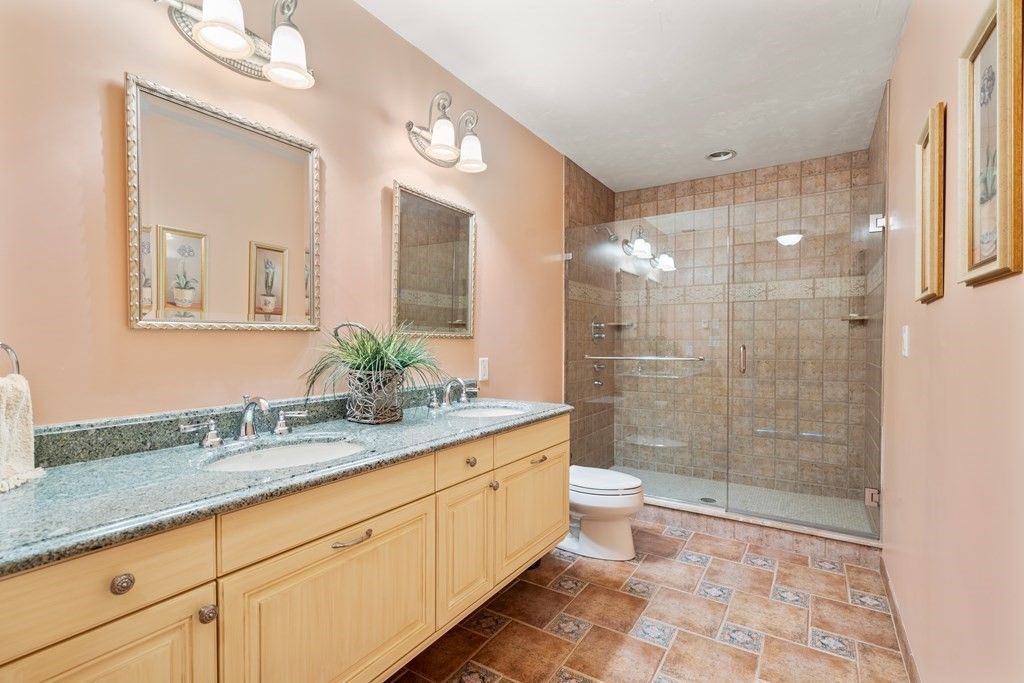 Roman inspired Villa in Westwood Massachusetts Offering the Finest Tastes of Italy for 3.985 Million 26