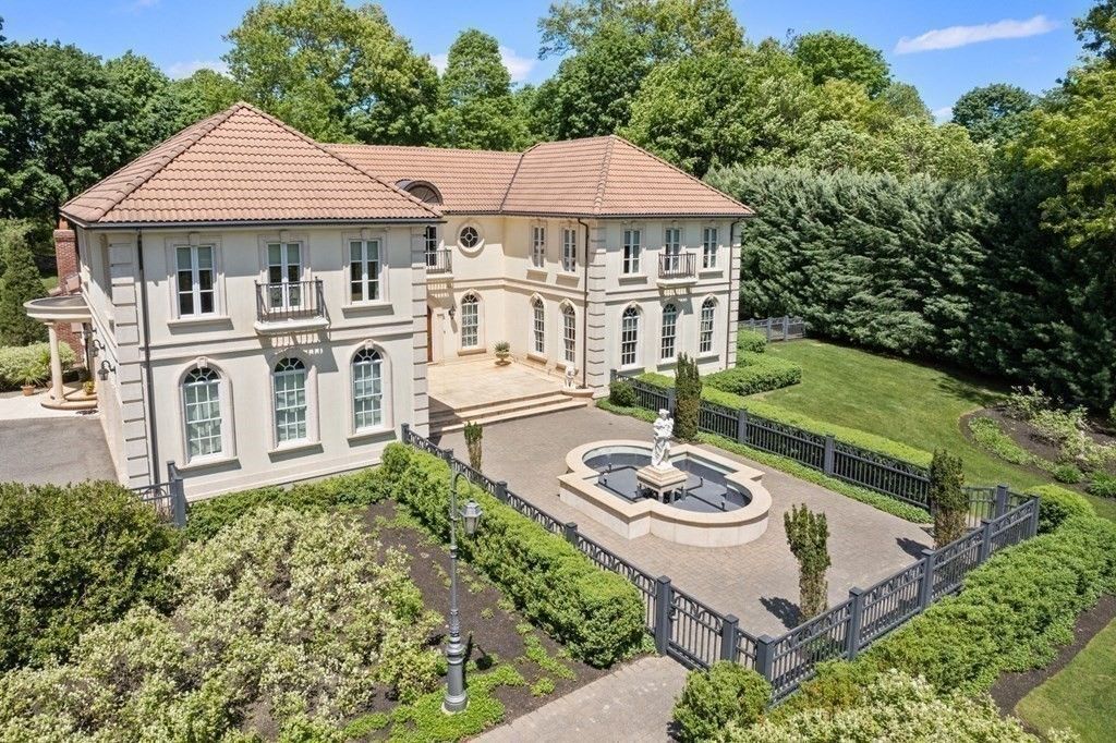 Roman inspired Villa in Westwood Massachusetts Offering the Finest Tastes of Italy for 3.985 Million 29