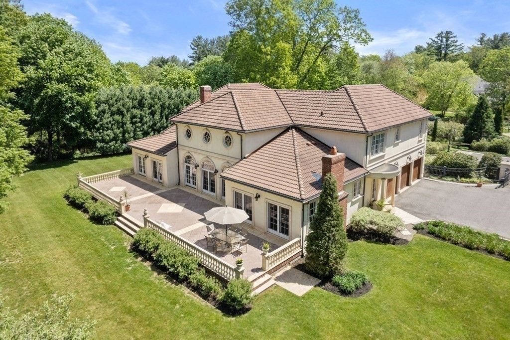 Roman inspired Villa in Westwood Massachusetts Offering the Finest Tastes of Italy for 3.985 Million 33