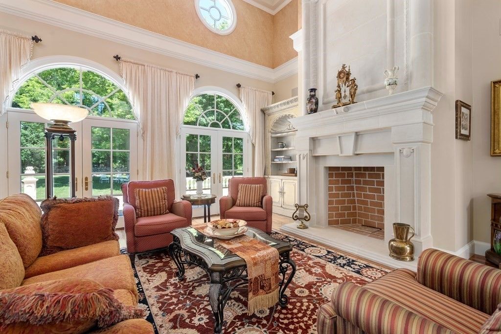 Roman inspired Villa in Westwood Massachusetts Offering the Finest Tastes of Italy for 3.985 Million 7