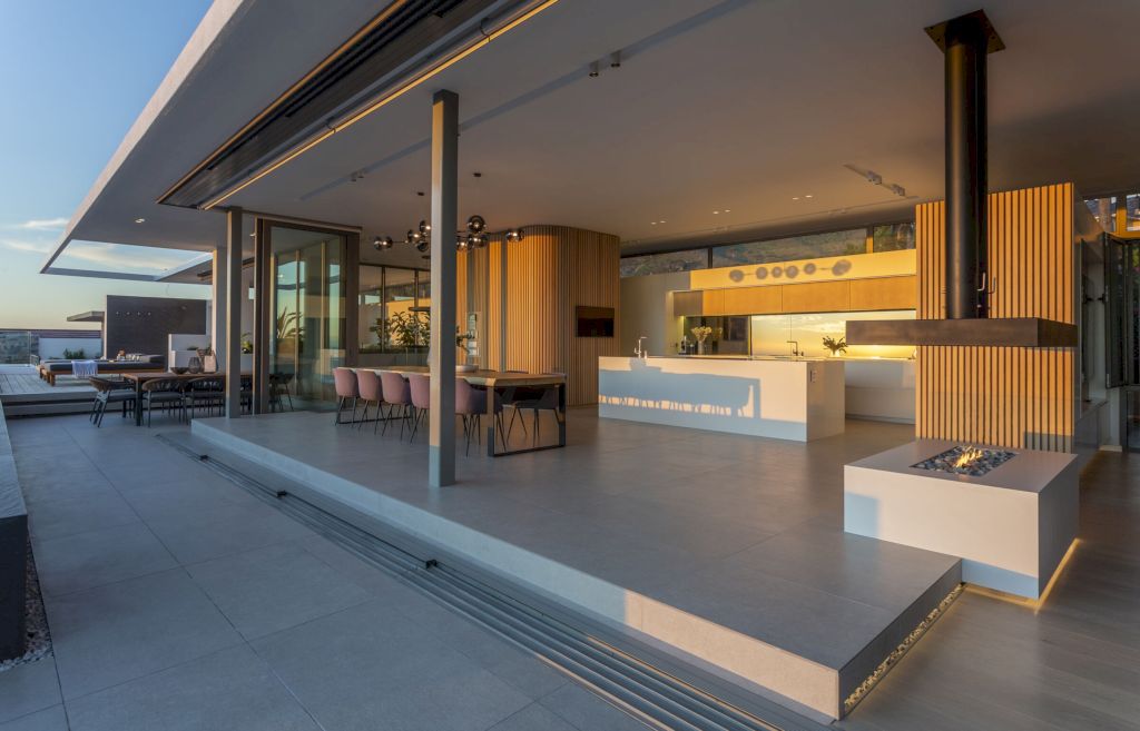 S 48 House multifunctional home by GSQUARED Architects 10
