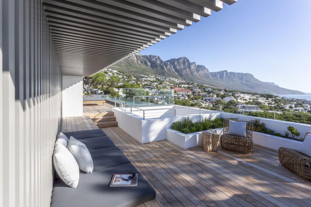 S 48 House, multifunctional home by GSQUARED Architects