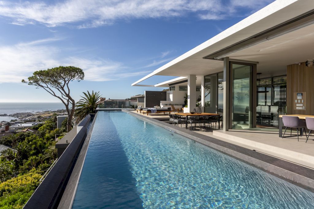 S 48 House, multifunctional home by GSQUARED Architects