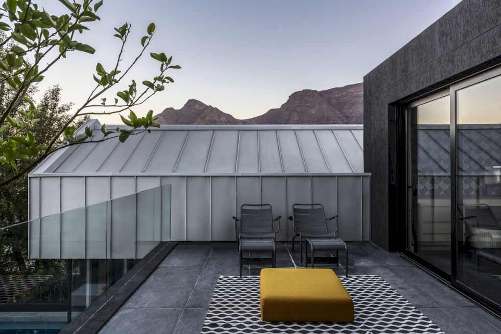 SM House traditional modern charm by GSQUARED Architects 10