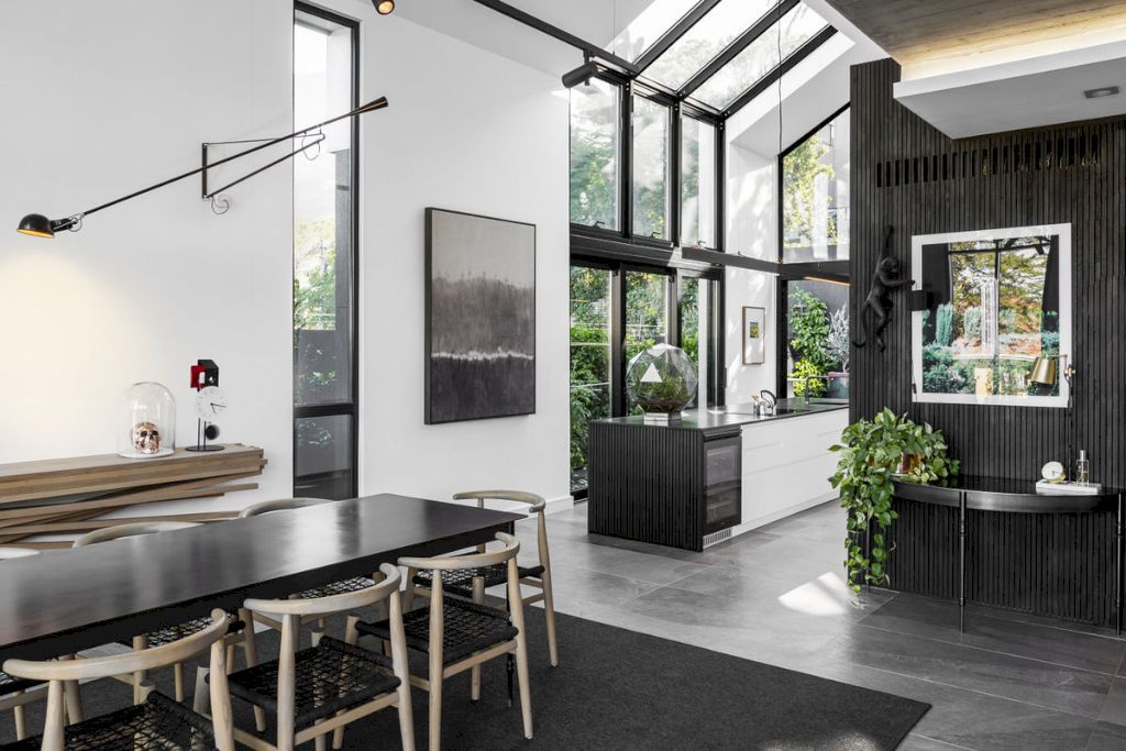 SM House, traditional, modern charm by GSQUARED Architects