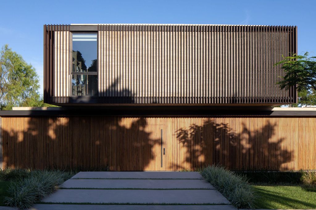 Salatino House Embracing Natures Tapestry by Sommet 14