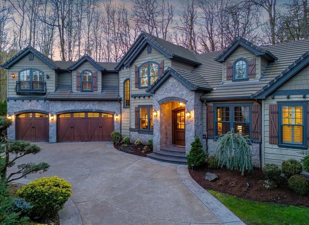 Serene Splendor Luxurious Lake Oswego Retreat Offered at 2.6 Million 1