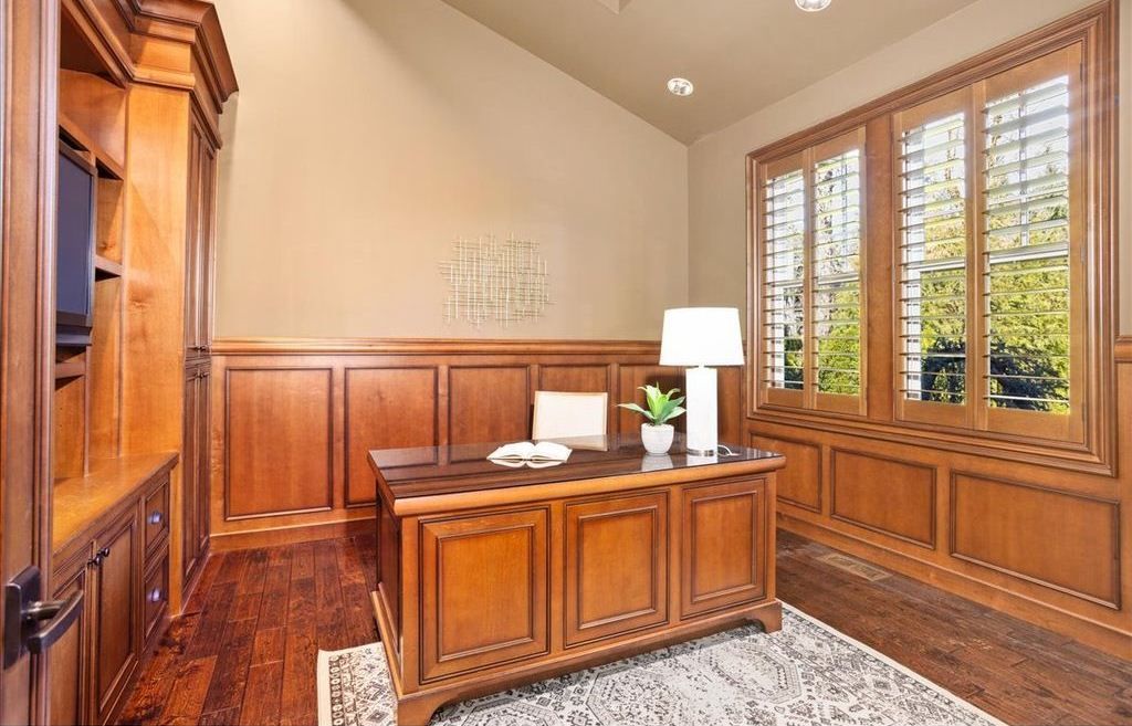 Serene Splendor Luxurious Lake Oswego Retreat Offered at 2.6 Million 10