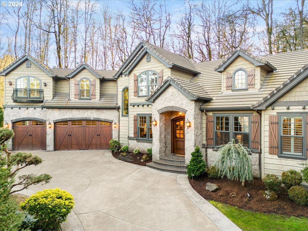 Serene Splendor Luxurious Lake Oswego Retreat Offered at 2.6 Million 7