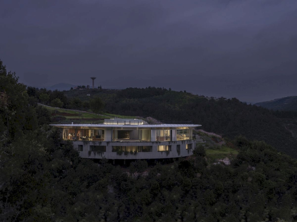 Skyhaven Residence in Lebanon by BLANKPAGE Architects 11