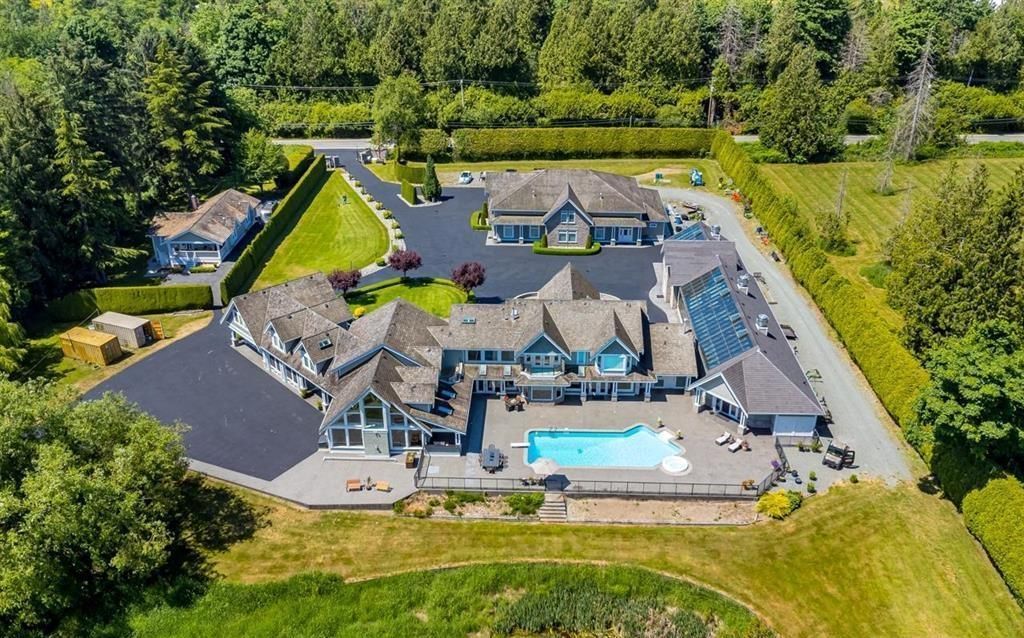 Stunning Home Exceptional Attention to Detail High End Finishes Listed at C8.85 Million in Canada 1