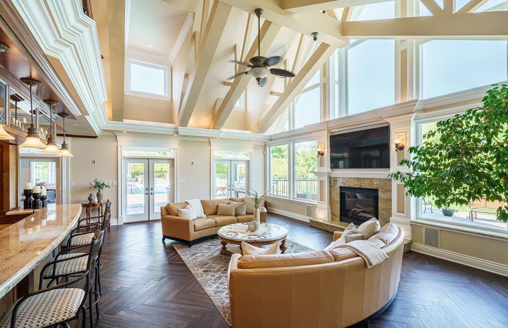 Stunning Home Exceptional Attention to Detail High End Finishes Listed at C8.85 Million in Canada 12