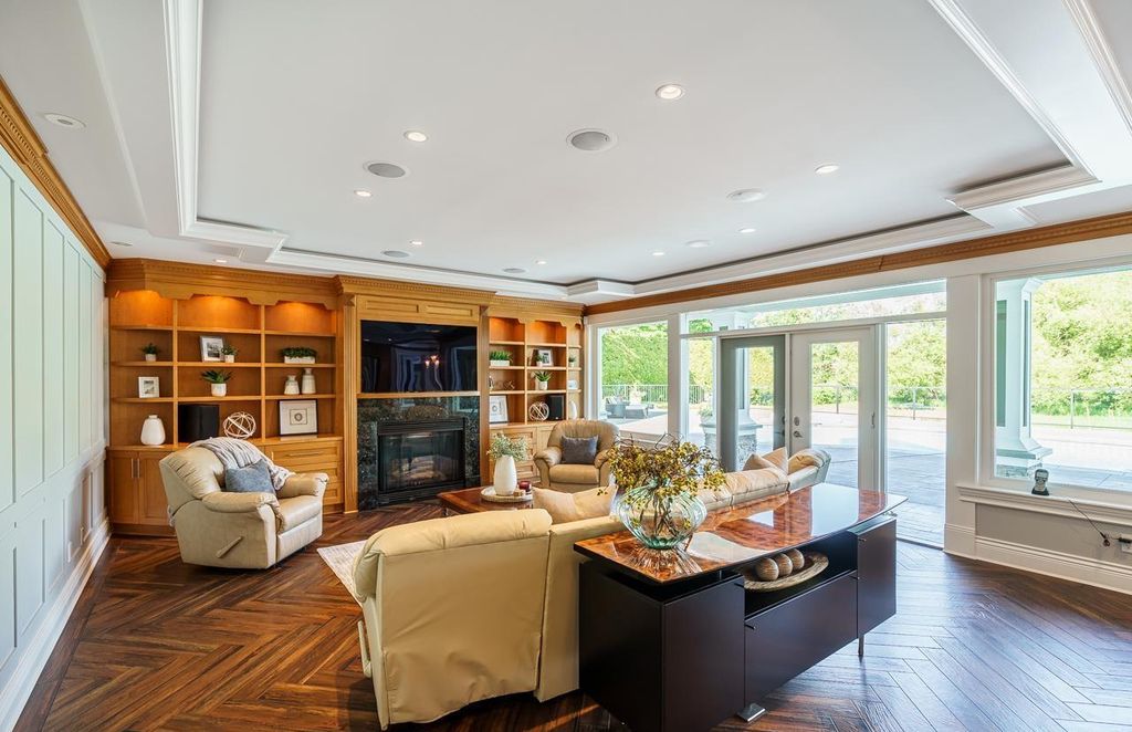 Stunning Home Exceptional Attention to Detail High End Finishes Listed at C8.85 Million in Canada 17