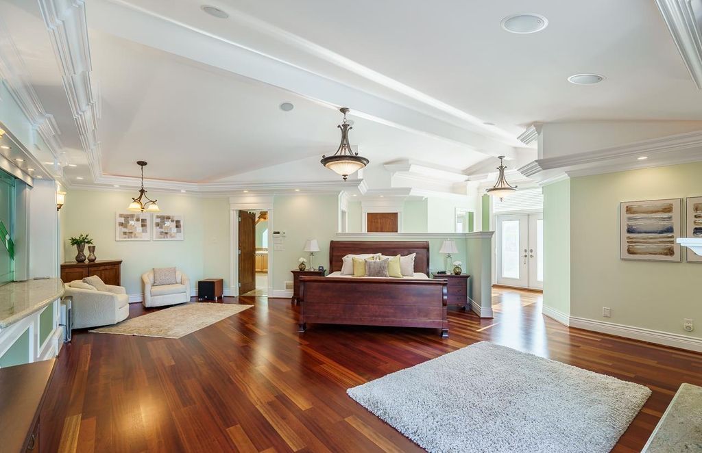 Stunning Home Exceptional Attention to Detail High End Finishes Listed at C8.85 Million in Canada 21